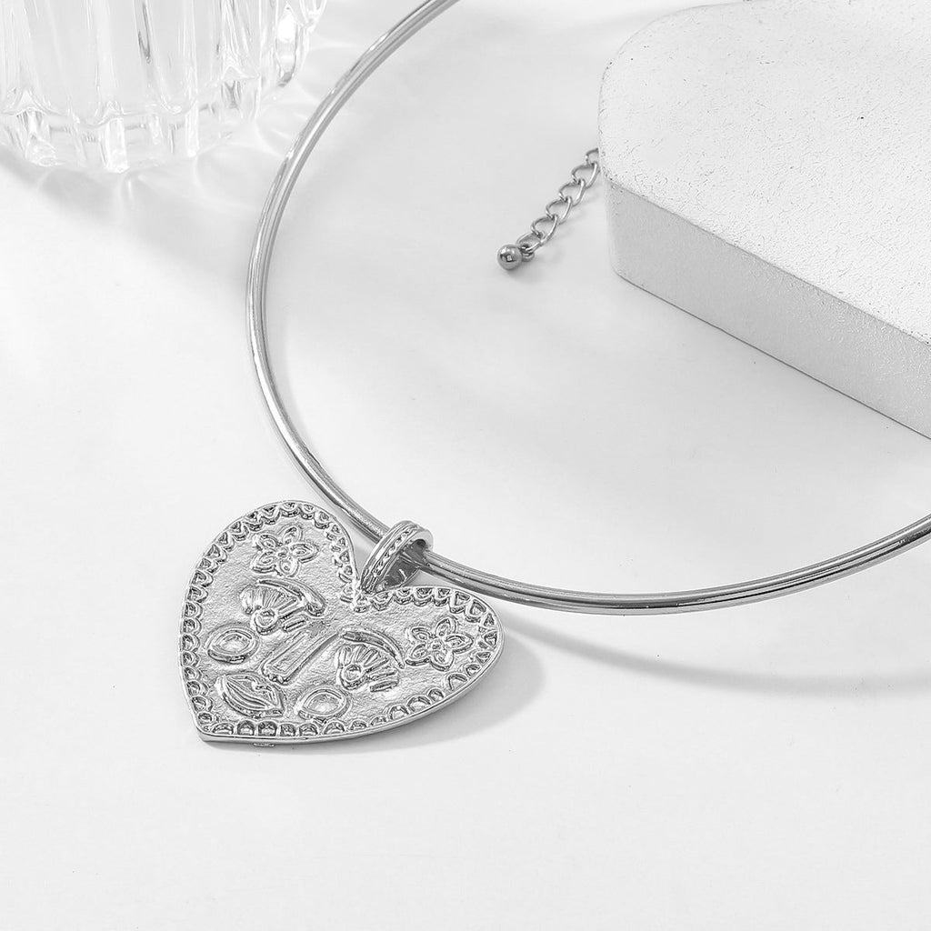 Heart Face Silver Hasli Collar Necklace For Women Bulk