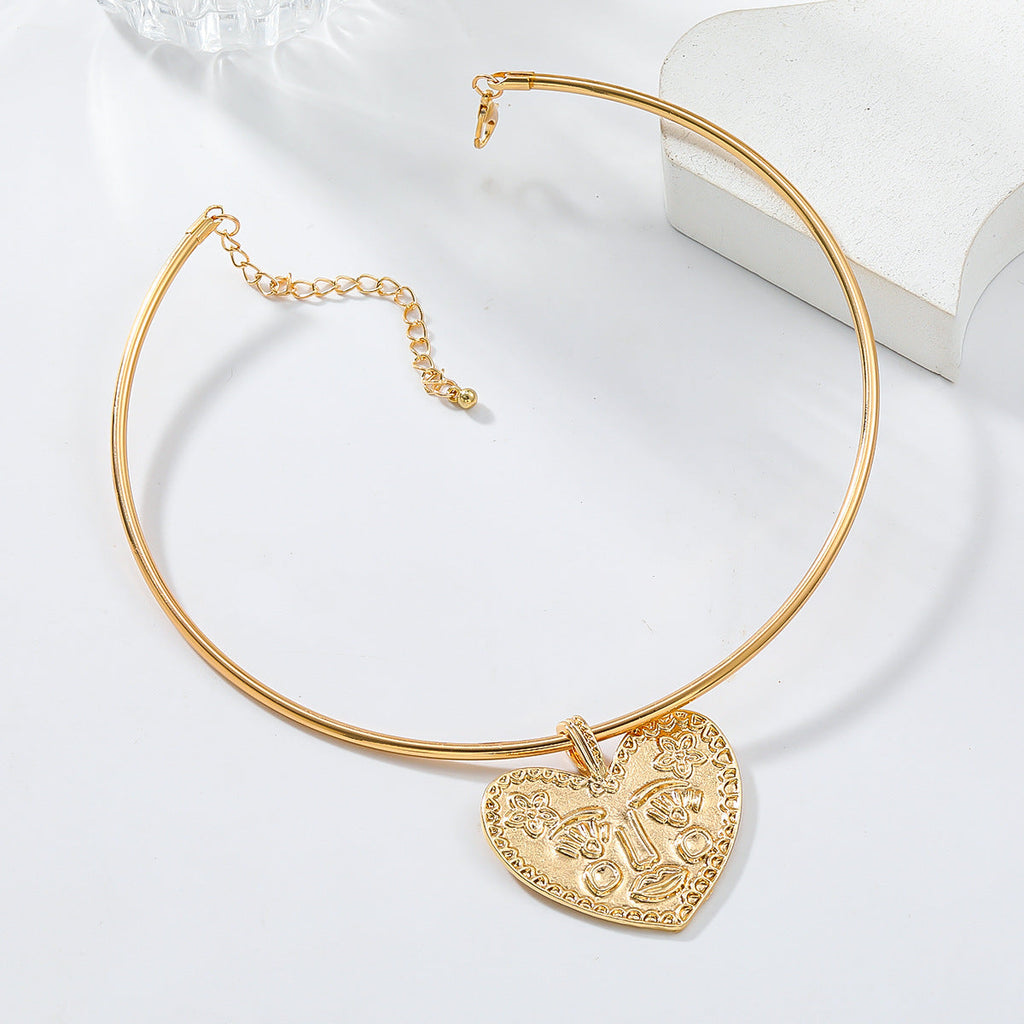 Heart Face Silver Hasli Collar Necklace For Women Bulk