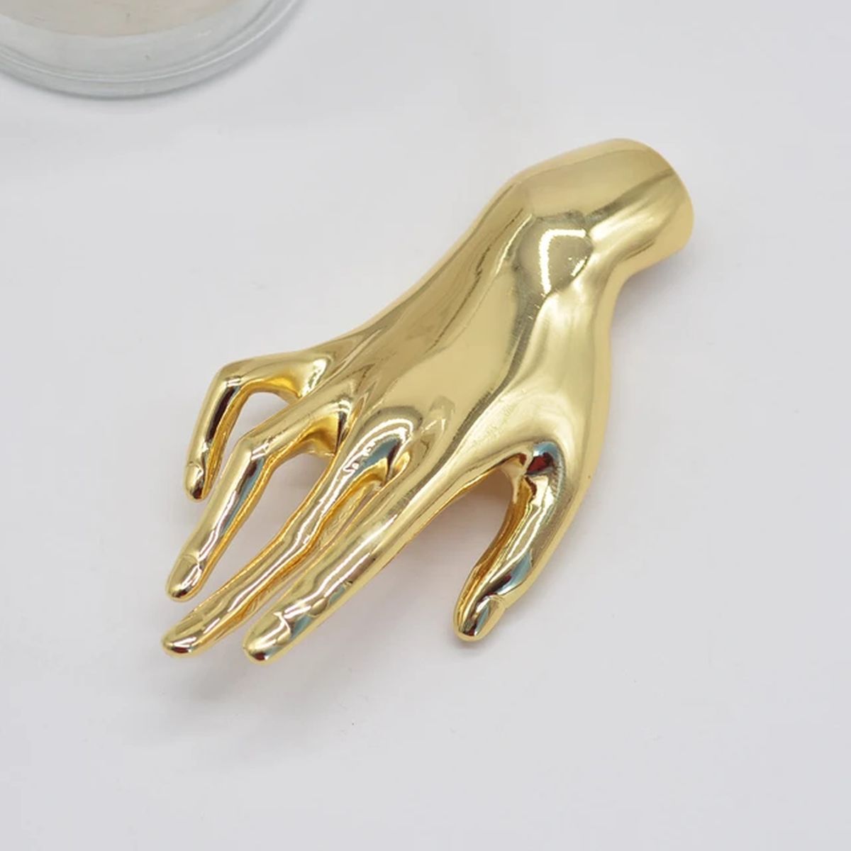Glossy Hand 18K Gold Anti Tarnish Brooch For Women Bulk Main image