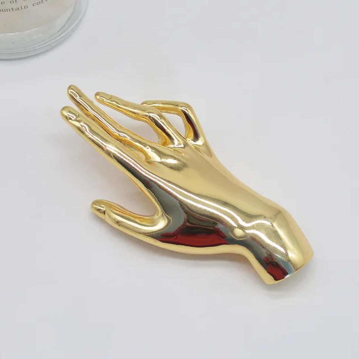 Glossy Hand 18K Gold Anti Tarnish Brooch For Women Bulk