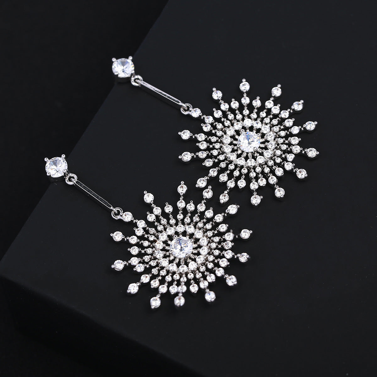 Luxury Snowflake Silver Plated CZ Anti Tarnish Copper Drop Earrings Bulk