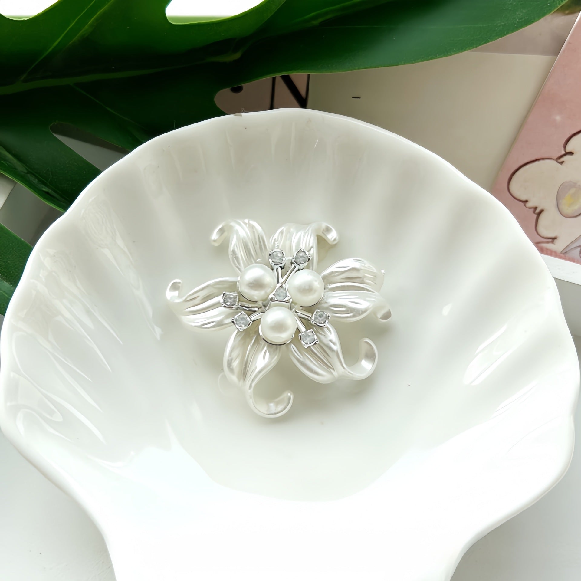 Bulk Multi Color Classic Floral Gold Silver Pearl Brass Button Cover