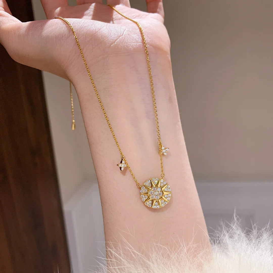 Clover Cubic Zirconia 18K Gold Anti Tarnish Necklace For Women Bulk