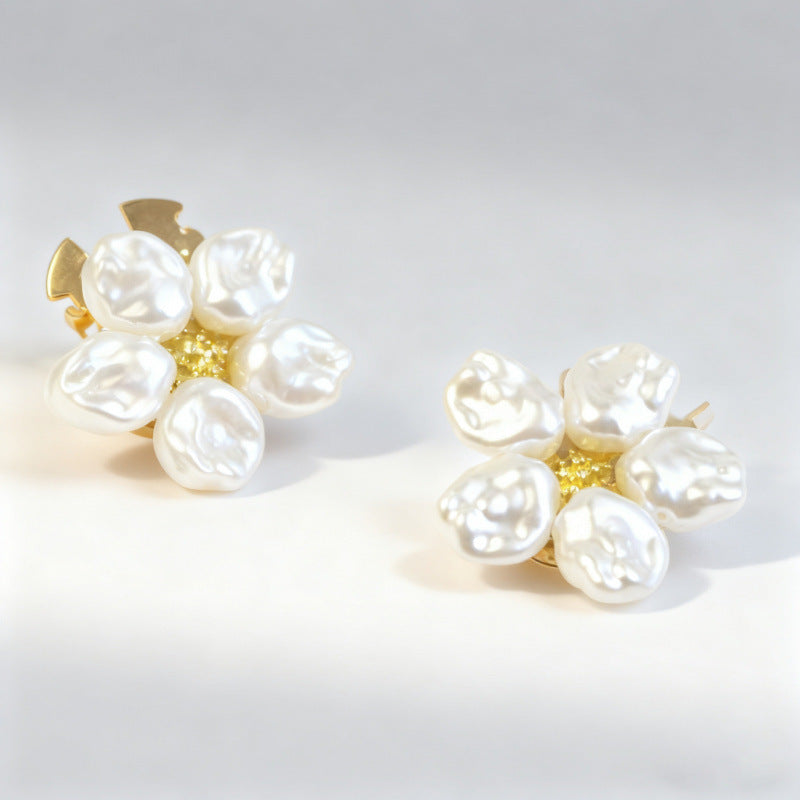 Wholesale White Premium Flower Style Gold Pearl Brass Button Cover