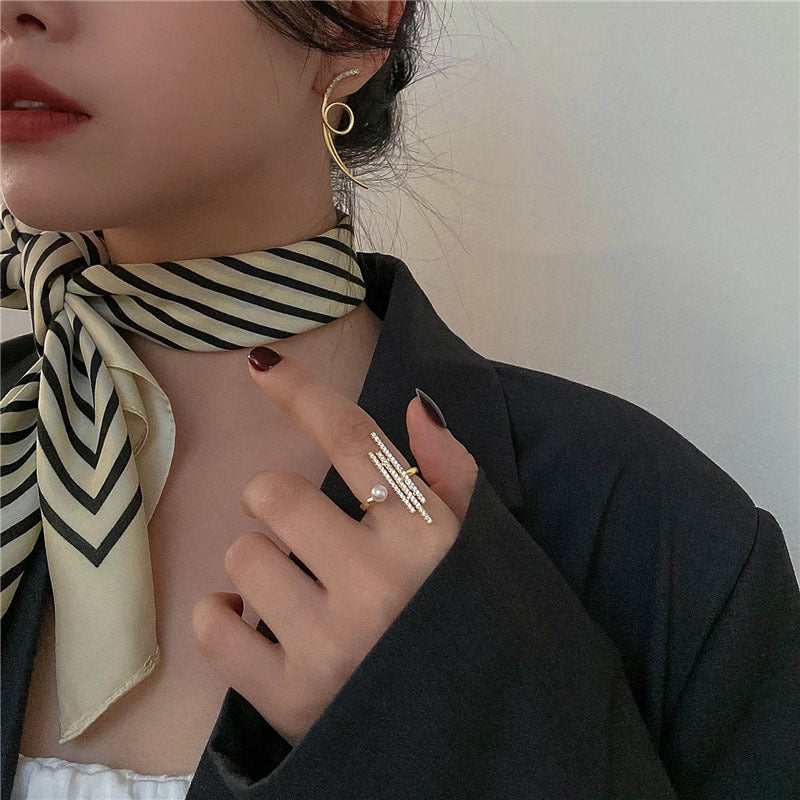 Bulk White Multi-Line Bar Gold CZ Pearl Copper Adjustable Cocktail Ring