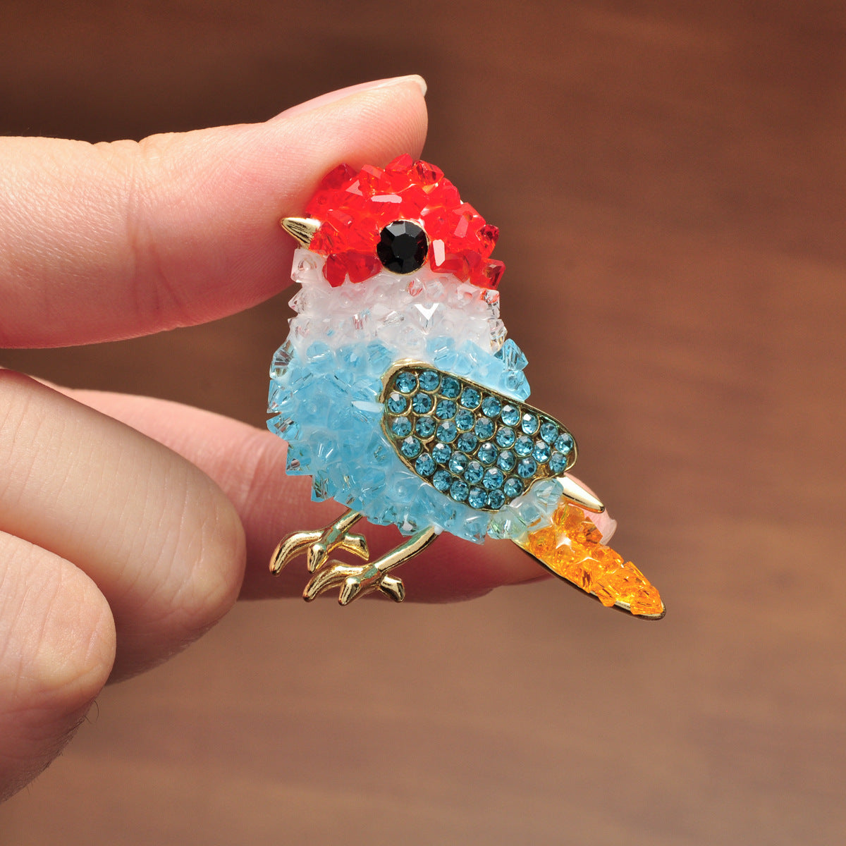 Multi Color Trendy Bird Shape Gold Plated Crystal Brooch For Women Bulk