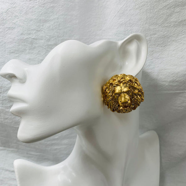 Lion Head 18K Gold Anti Tarnish Stud Earring For Women Bulk Secondary image