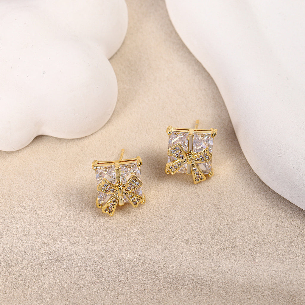 White Sparkling Bowknot Gold CZ Anti Tarnish Copper Stud Earrings Bulk
