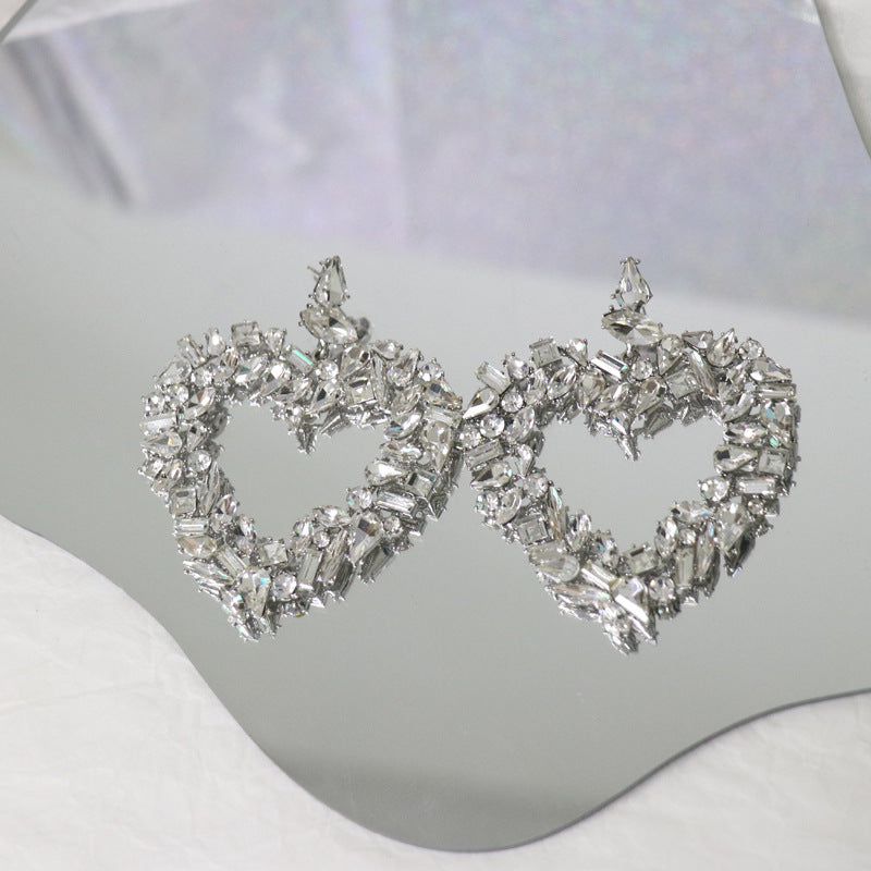 Heart Geometric Shape Of Solitaire CZ Silver Dangler Earring Bulk Main image