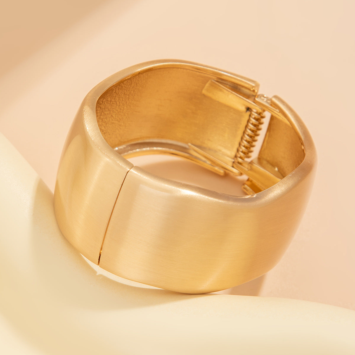 Matte Finish Wave 18K Gold Openable Kada Bracelet Pack Of 4 Women Bulk