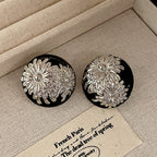 White Black Flower Gold Plated Anti Tarnish Copper Stud Earrings Bulk