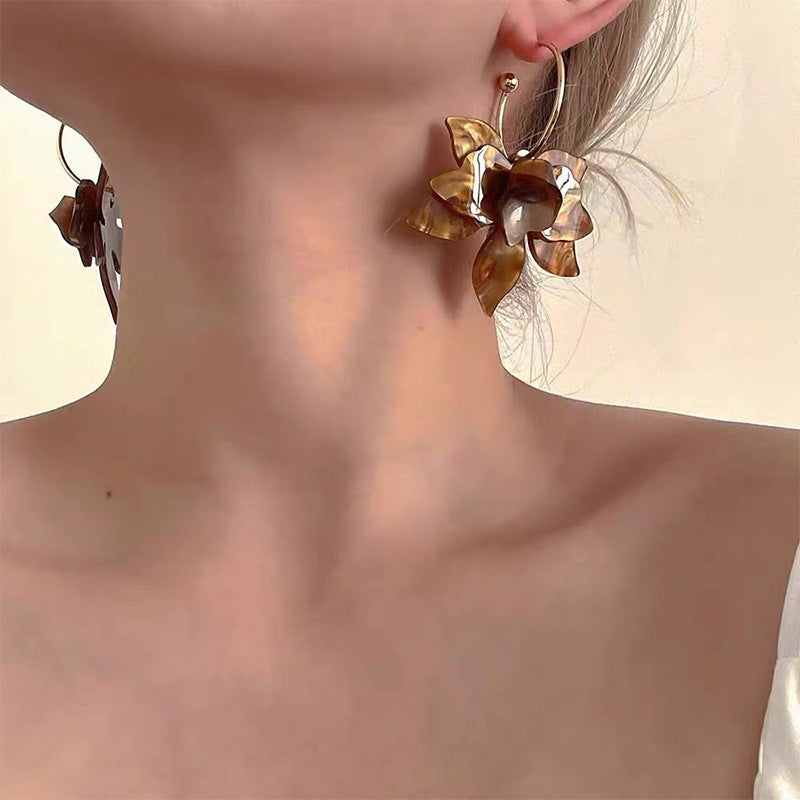 Flower White Green Brown 18K Gold Anti Tarnish Hoop Earrings Bulk