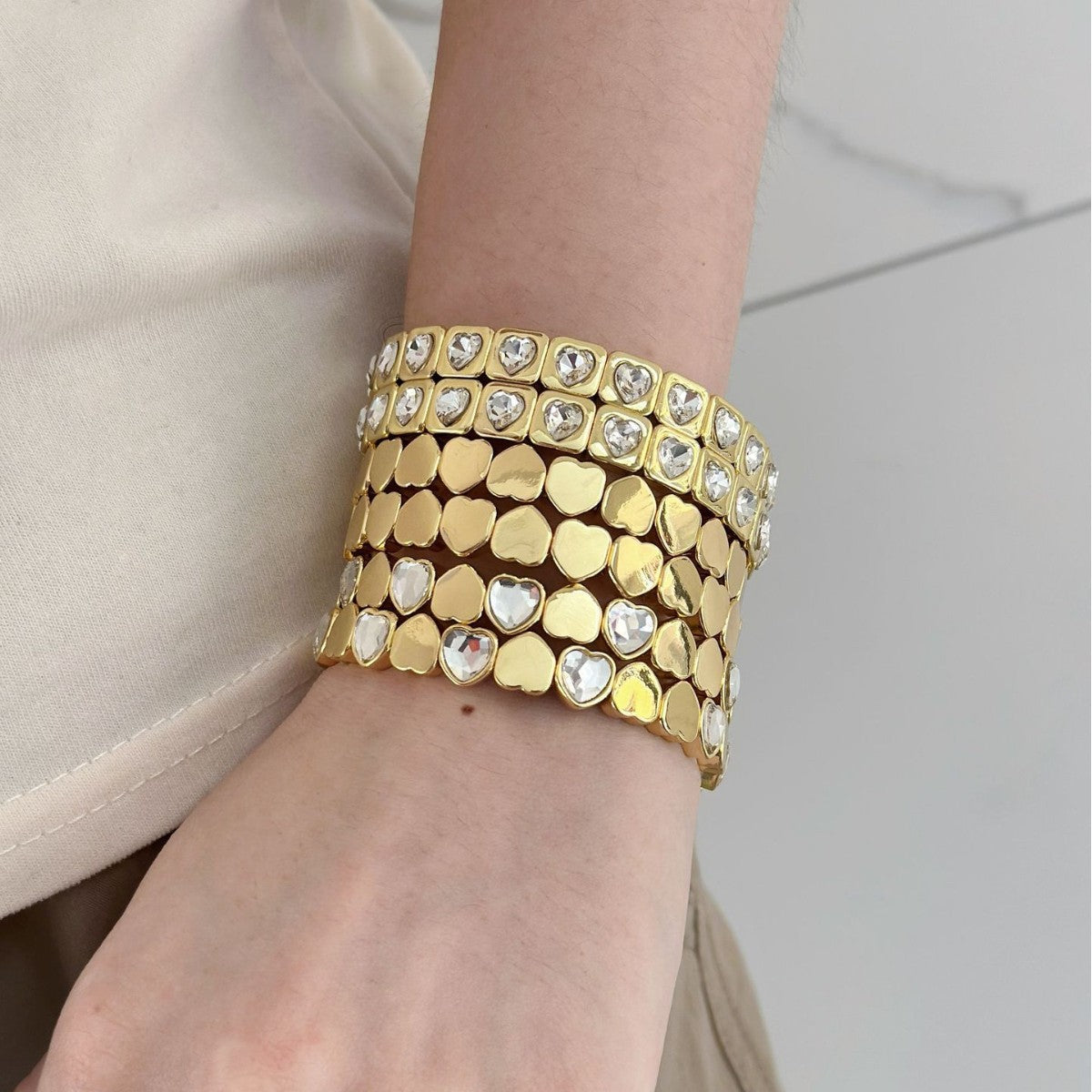 Heart Stretchable Gold Plated CZ Anti Tarnish Brass Bracelet Wholesale