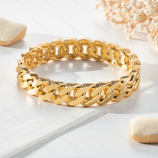 Curb Design Surface 18K Gold Openable Kada Bracelet For Women Bulk Secondary image