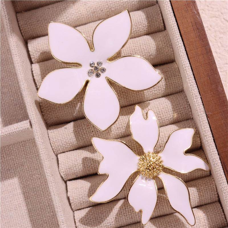 Flower Enamel White 18K Gold Plated Anti Tarnish Free Size Ring Bulk