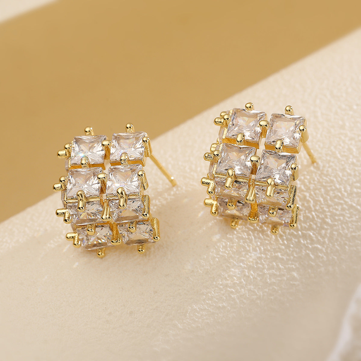 Baguette Cubic Zirconia 18K Gold Anti Tarnish Stud Earring Women Bulk Main image