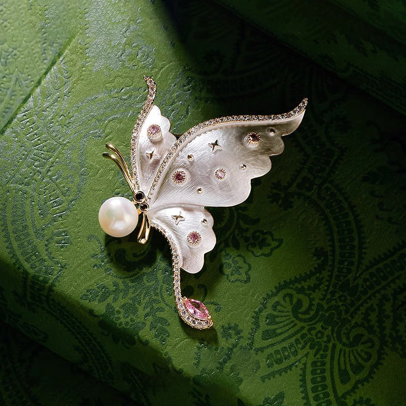 White Black Butterfly Gold CZ Pearl Brass Anti Tarnish Brooch Wholesale