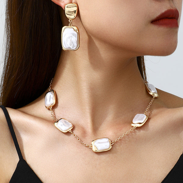White Baroque Chunky Chain Gold Plated Pearl Necklace Combo Set Bulk Secondary image