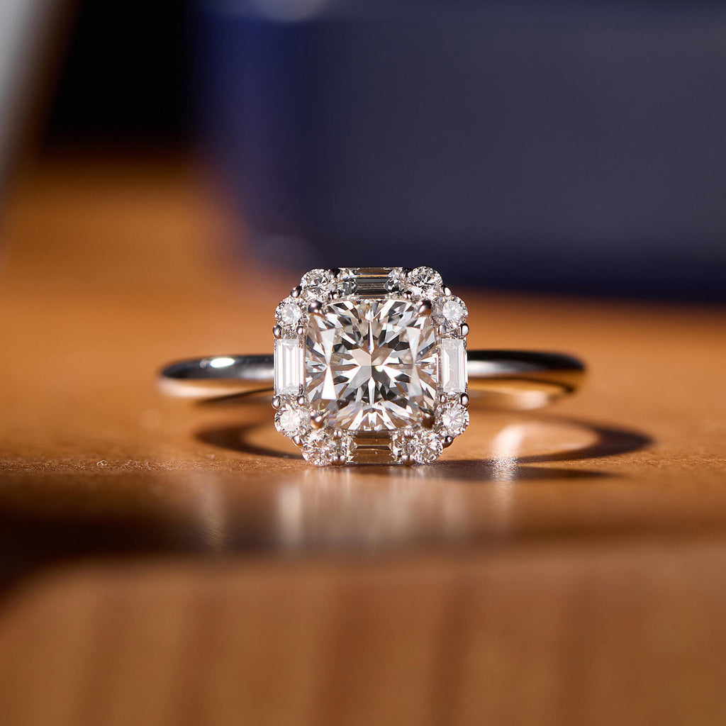 Silver Luxurious Radiant-Cut Cubic Zirconia Copper Adjustable Ring Bulk