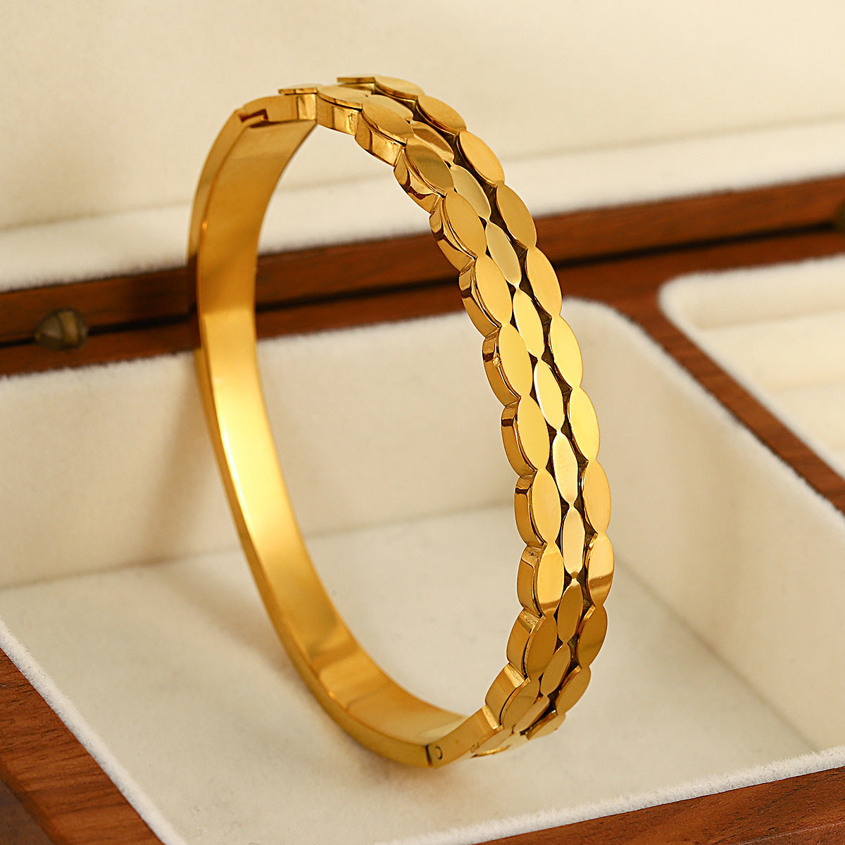 Bulk Layered Gold Silver Plated Plain Stainless Steel Cuff & Kada
