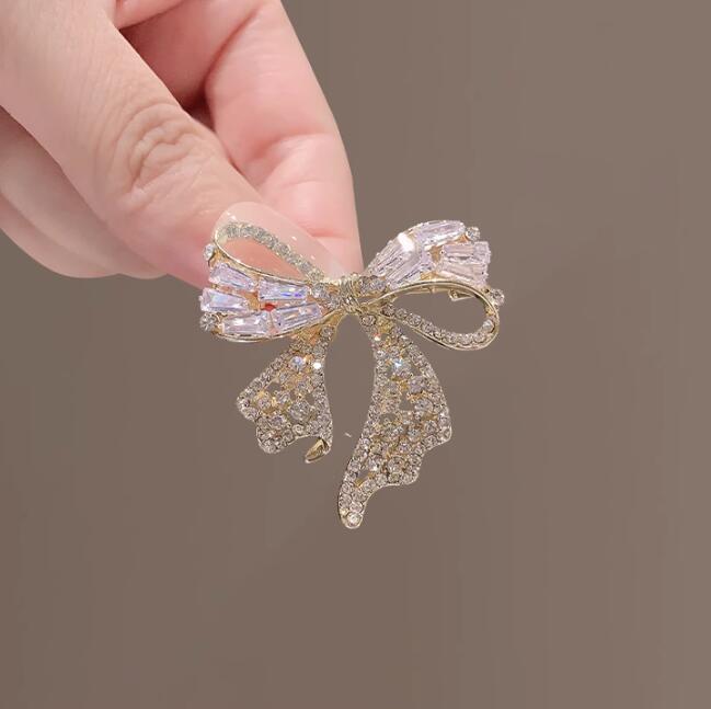 Gold Bow Cubic Zirconia Copper Anti Tarnish Brooch For Women Bulk
