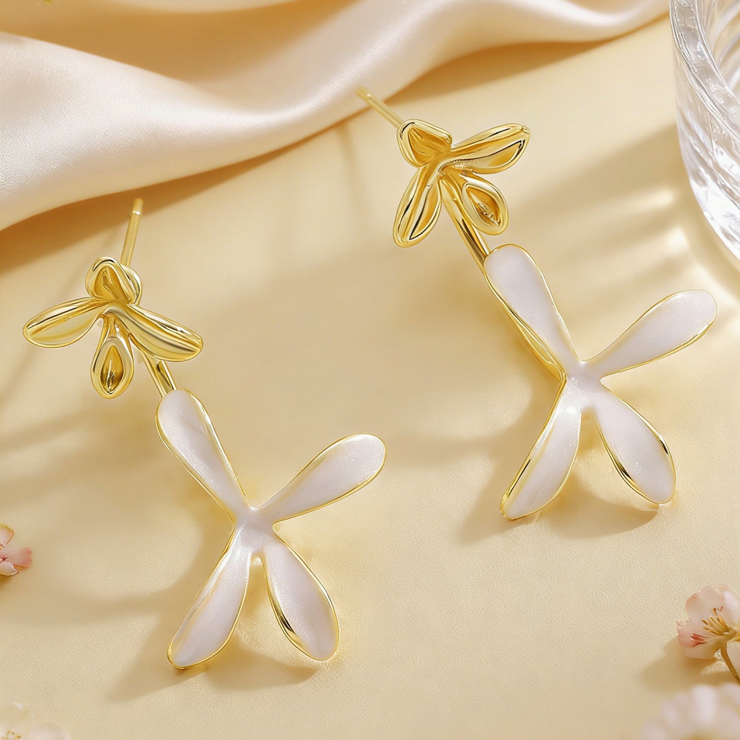Trendy Petals Glossy Gold Enamel Anti Tarnish Copper Stud Earrings Bulk