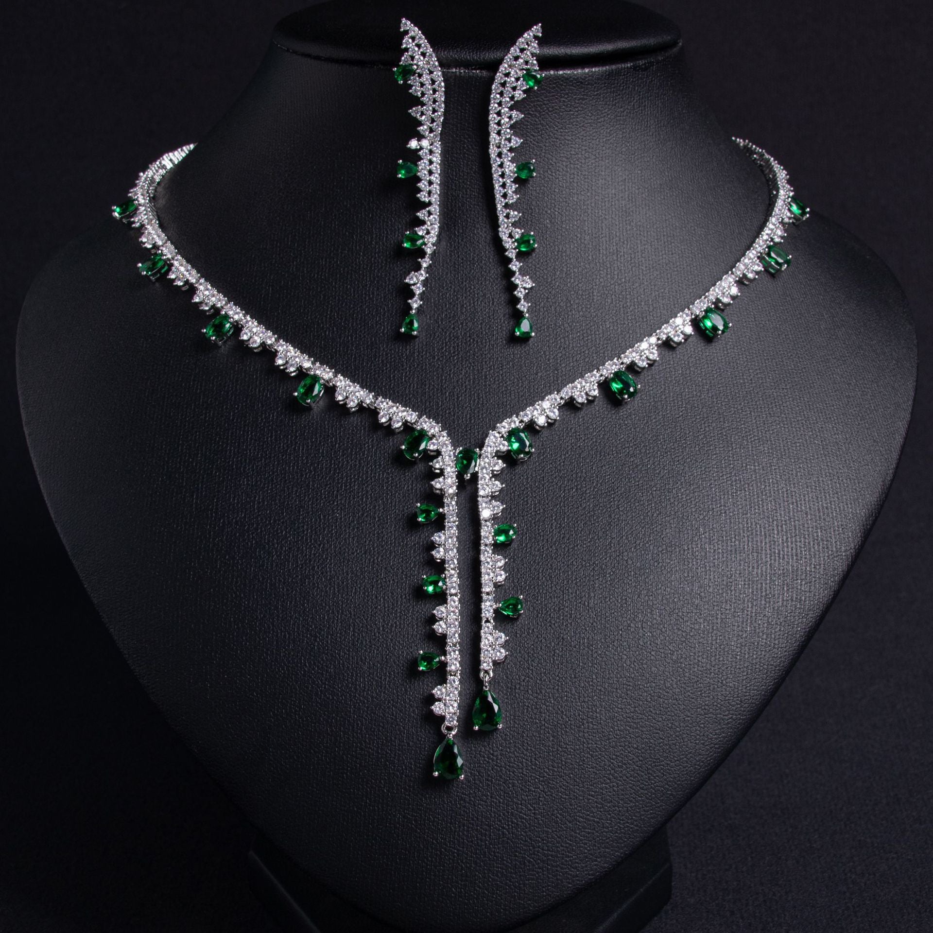 Wholesale Eternity CZ Silver Anti Tarnish Copper Necklace Set