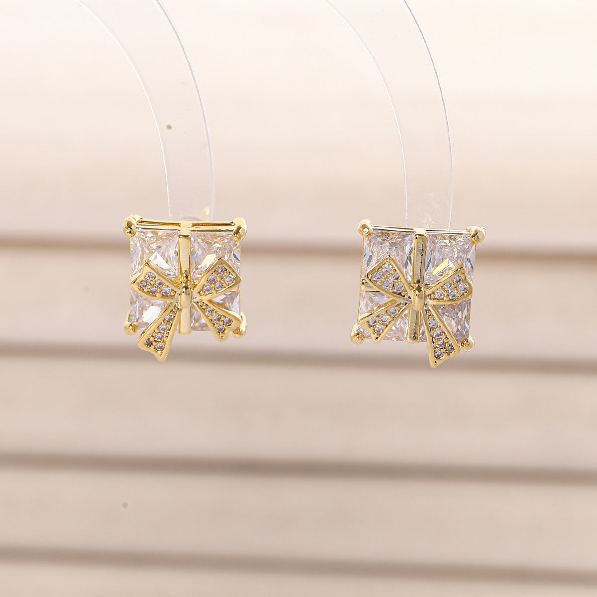 White Sparkling Bowknot Gold CZ Anti Tarnish Copper Stud Earrings Bulk