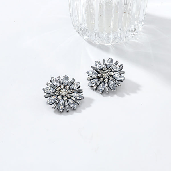 White Designer Floral Cluster Black Rhinestone Alloy Stud Earrings Bulk Main image