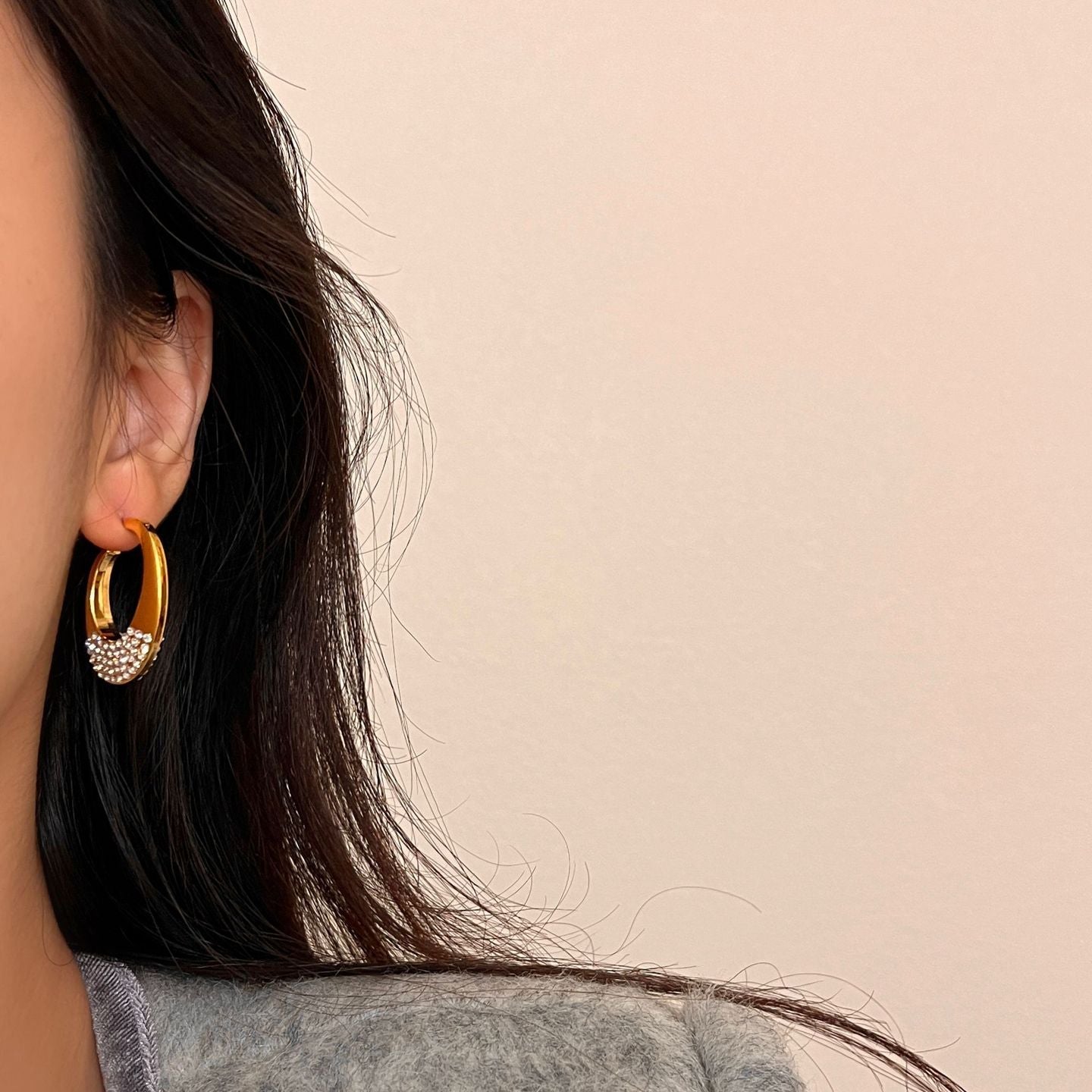 Oval Two Tone 18K Gold Silver Cubic Zirconia Hoop Earring Women Bulk