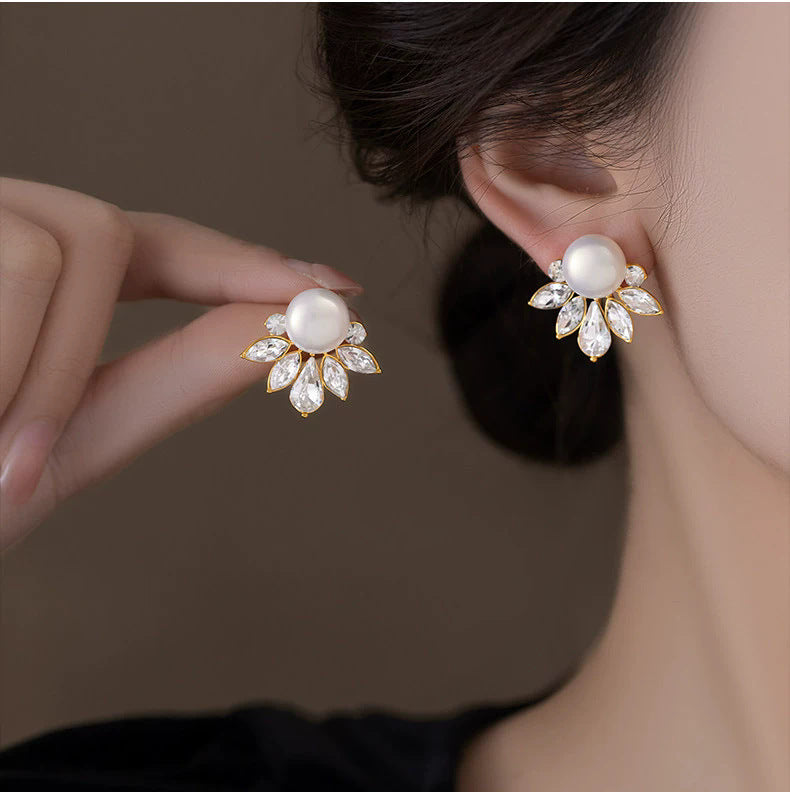 White Crown Pearl Gold Cubic Zirconia Copper Stud Earrings Women Bulk Main image