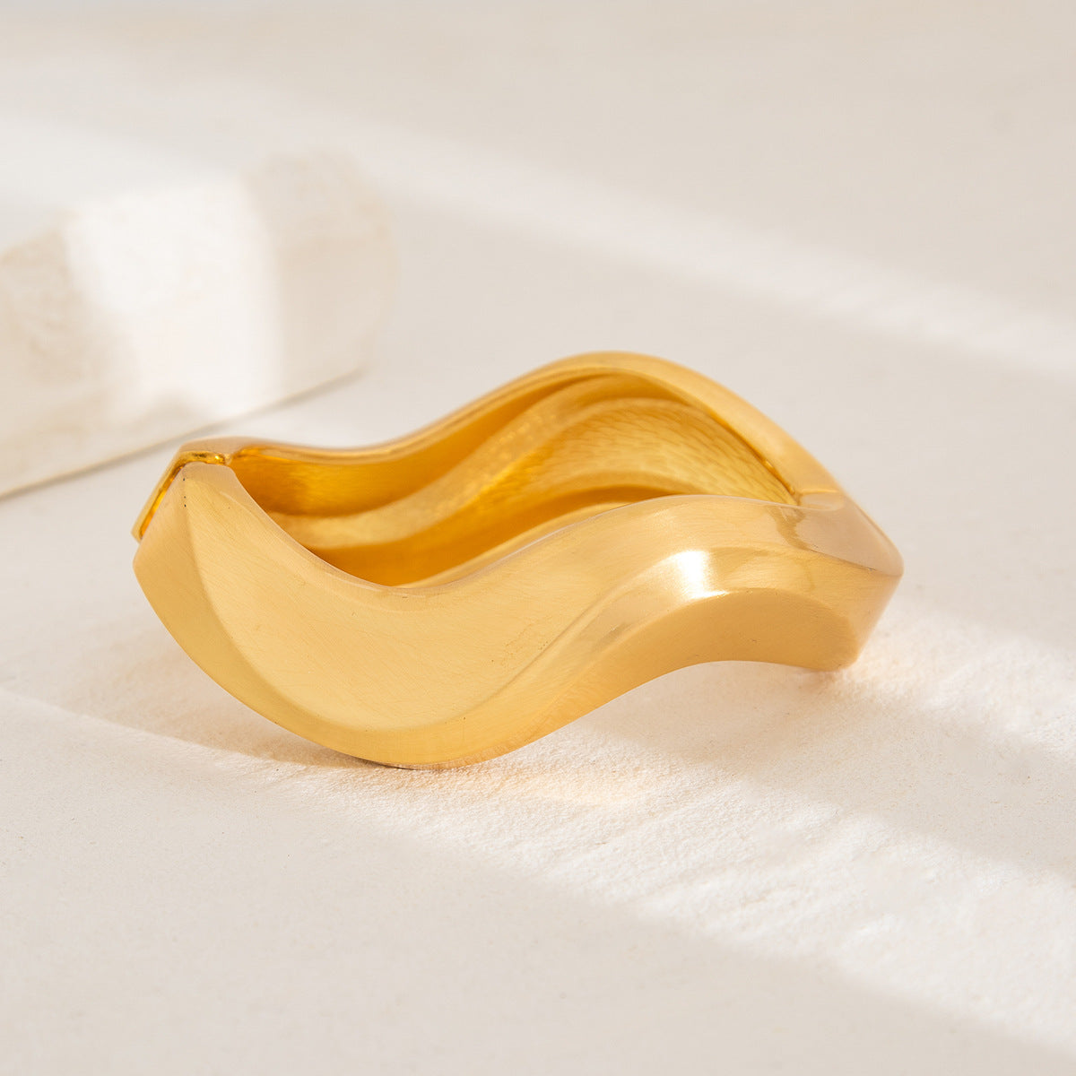 Matte Finish Wave 18K Gold Openable Kada Bracelet Pack Of 4 Women Bulk
