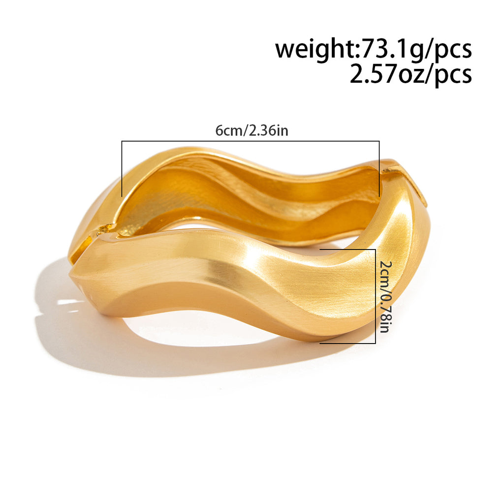 Matte Finish Wave 18K Gold Openable Kada Bracelet Pack Of 4 Women Bulk