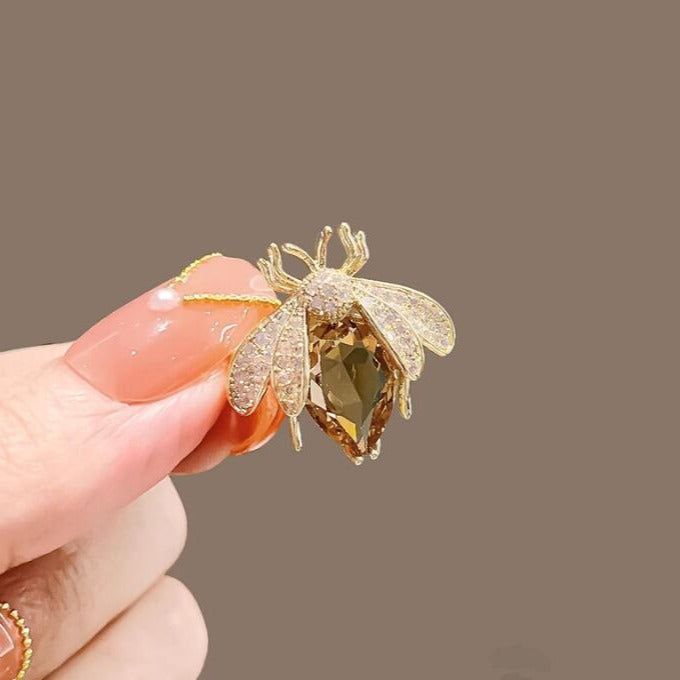 Gold Honey Bee Cubic Zirconia Copper Anti Tarnish Brooch For Women Bulk