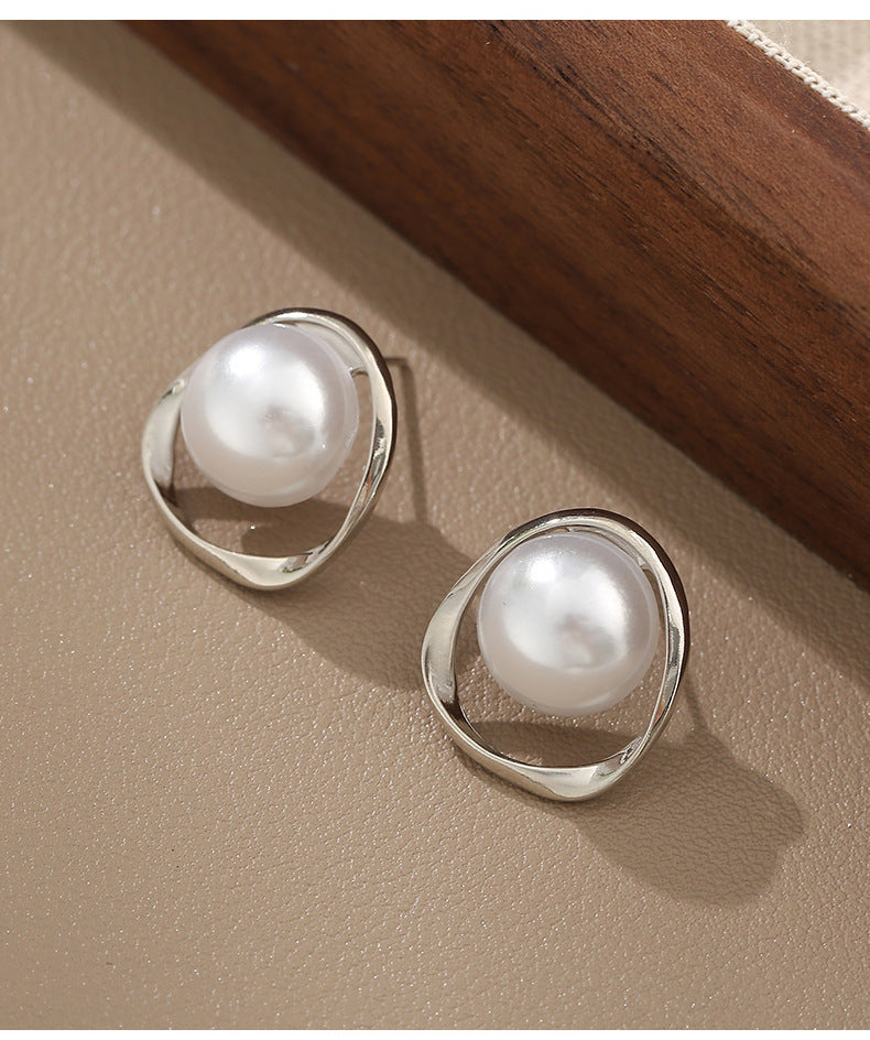 Designer White Pearl Gold Silver Oval Stud Earrings For Women Bulk