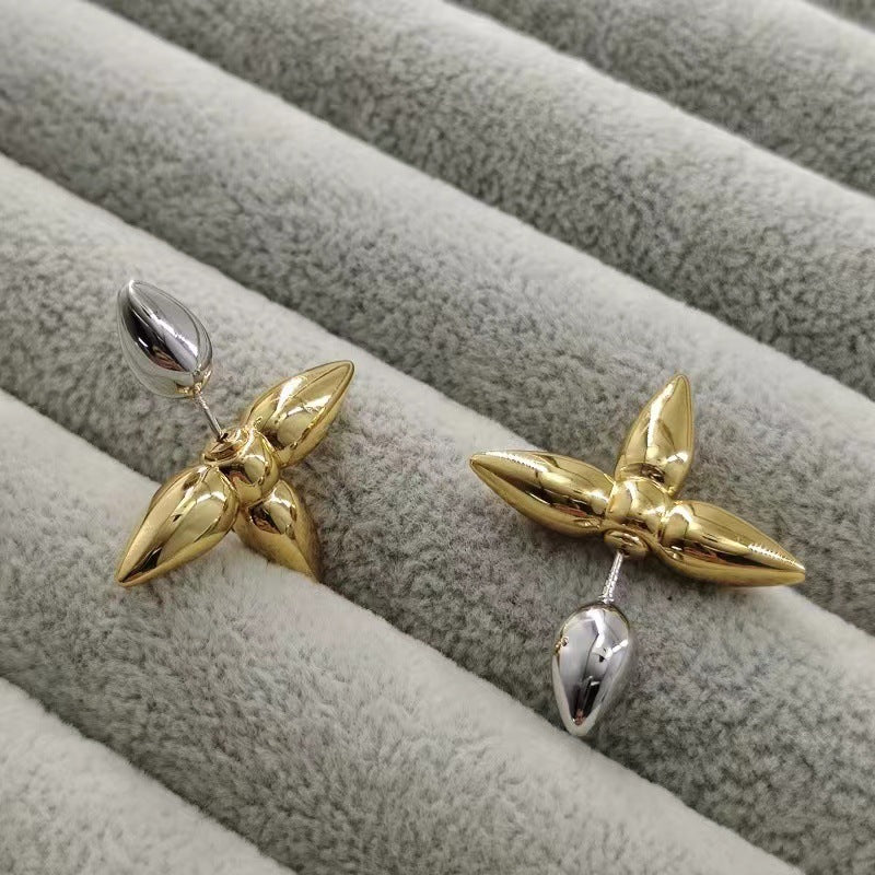 Two Tone Leaf Clover 18K Gold Silver Anti Tarnish Stud Earring Bulk