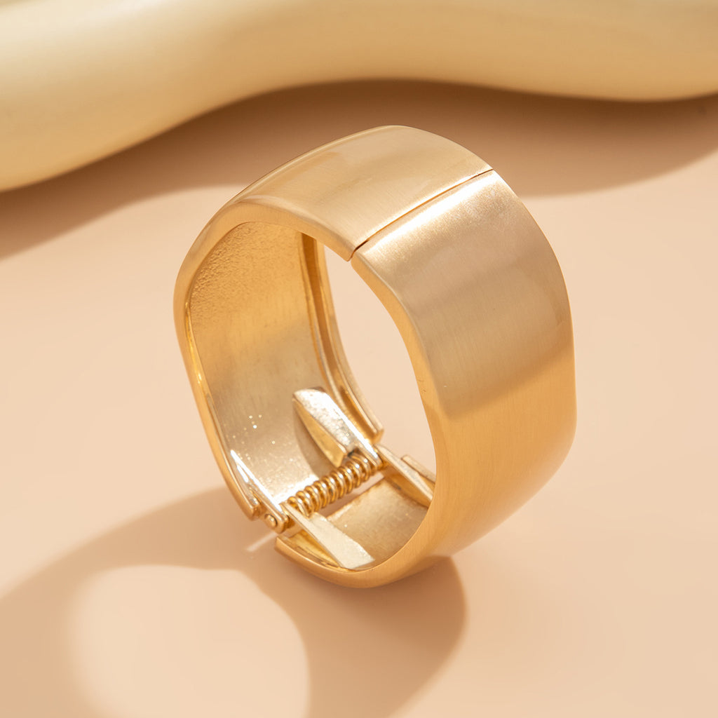 Matte Finish Wave 18K Gold Openable Kada Bracelet Pack Of 4 Women Bulk