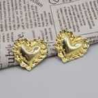 Beaten Finish Heart Boarder 18K Gold Stud Earring For Women Bulk