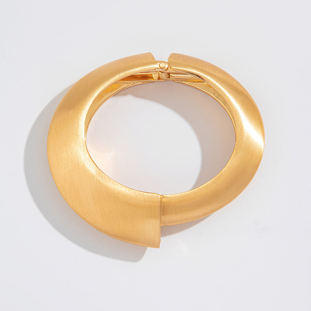 Matte Finish Wave 18K Gold Openable Kada Bracelet Pack Of 4 Women Bulk