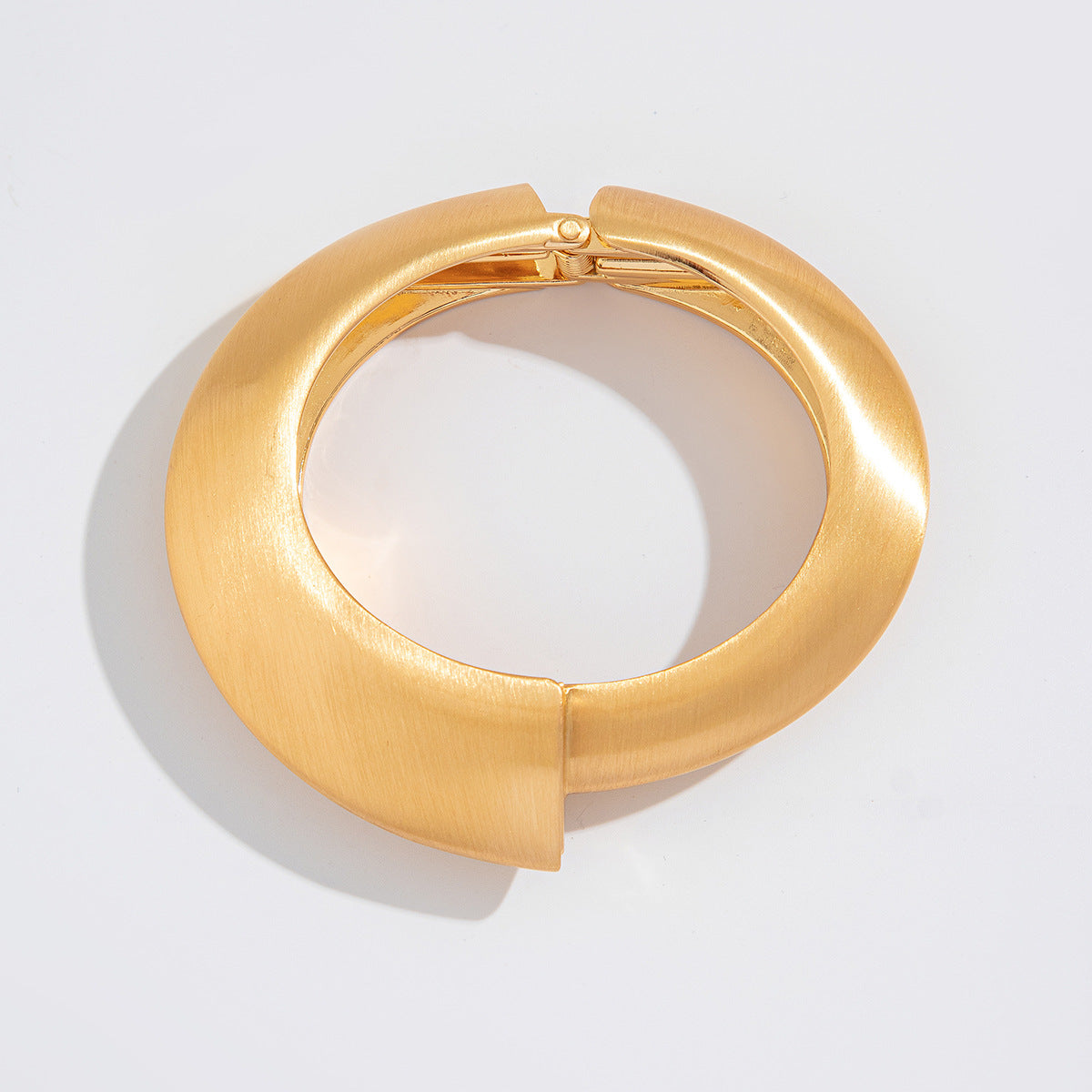 Matte Finish Wave 18K Gold Openable Kada Bracelet Pack Of 4 Women Bulk