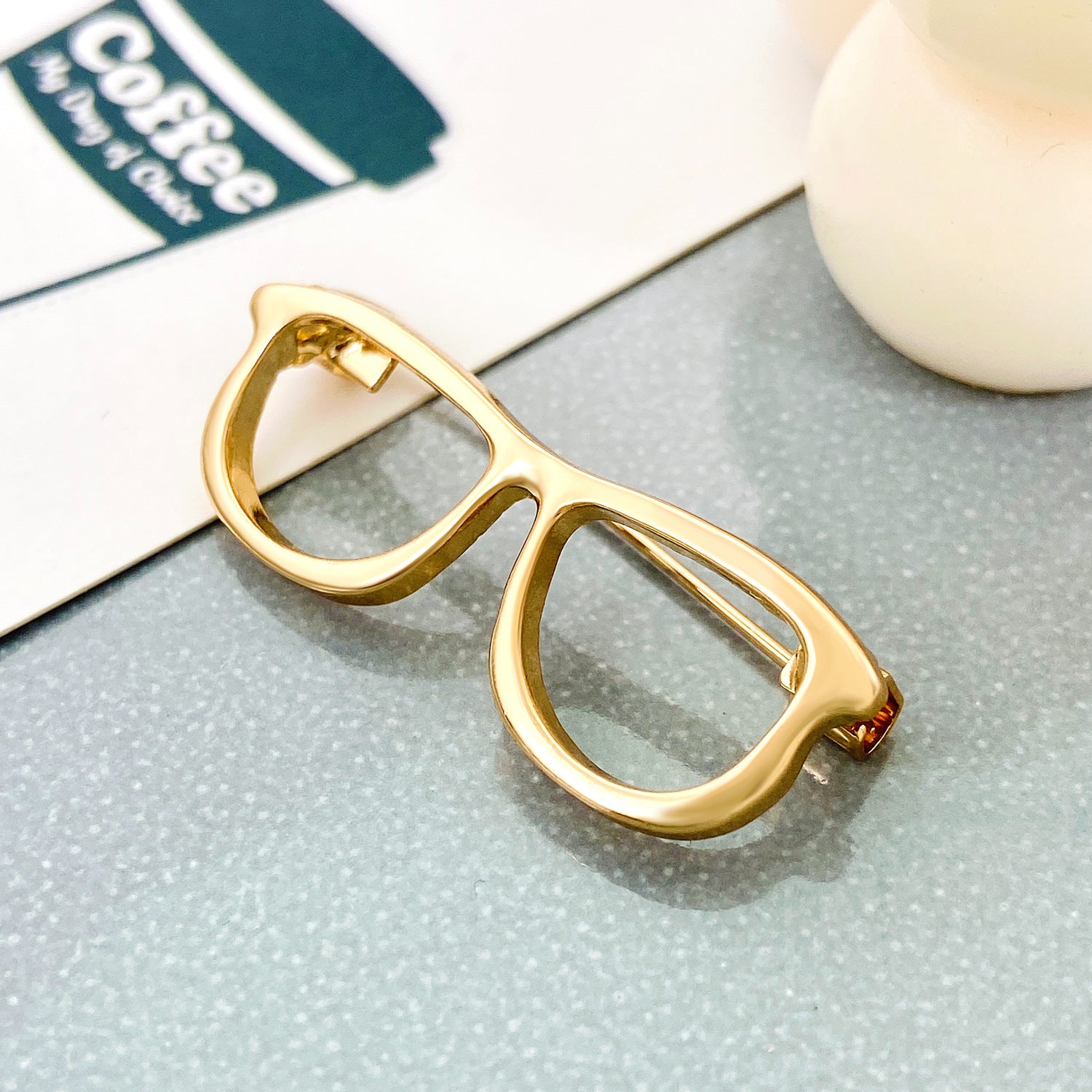 Modern Eyeglass Gold Silver Plated Plain Alloy Brooch For Unisex Bulk
