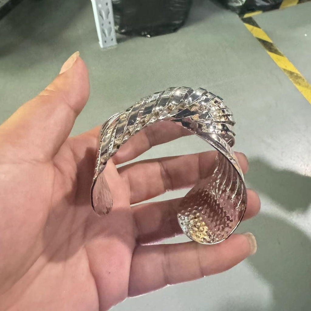 Snake Bone Twisted 18K Gold SIlver Anti Tarnish Bangle Cuff Kada Bracelet For Women
