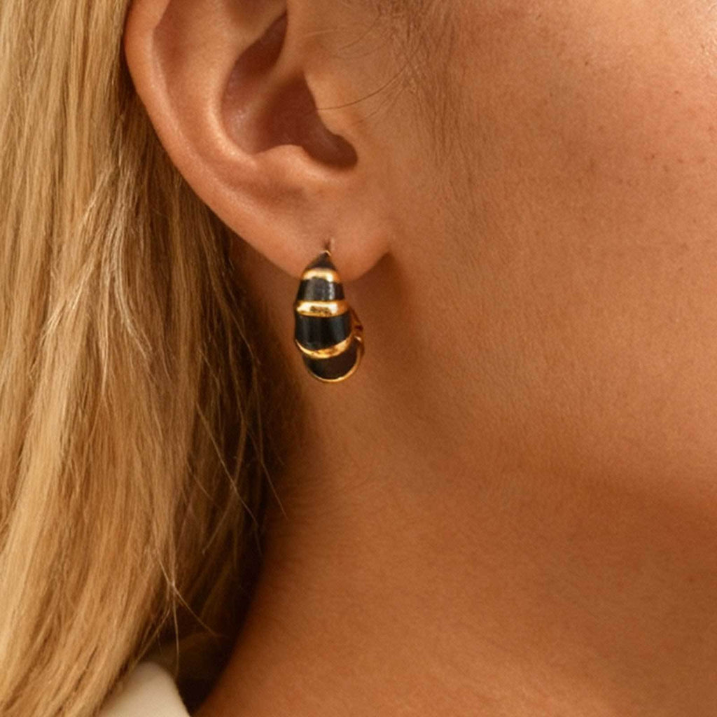 Bulk White Black Twisted Croissant Gold Stainless Steel Stud Earrings