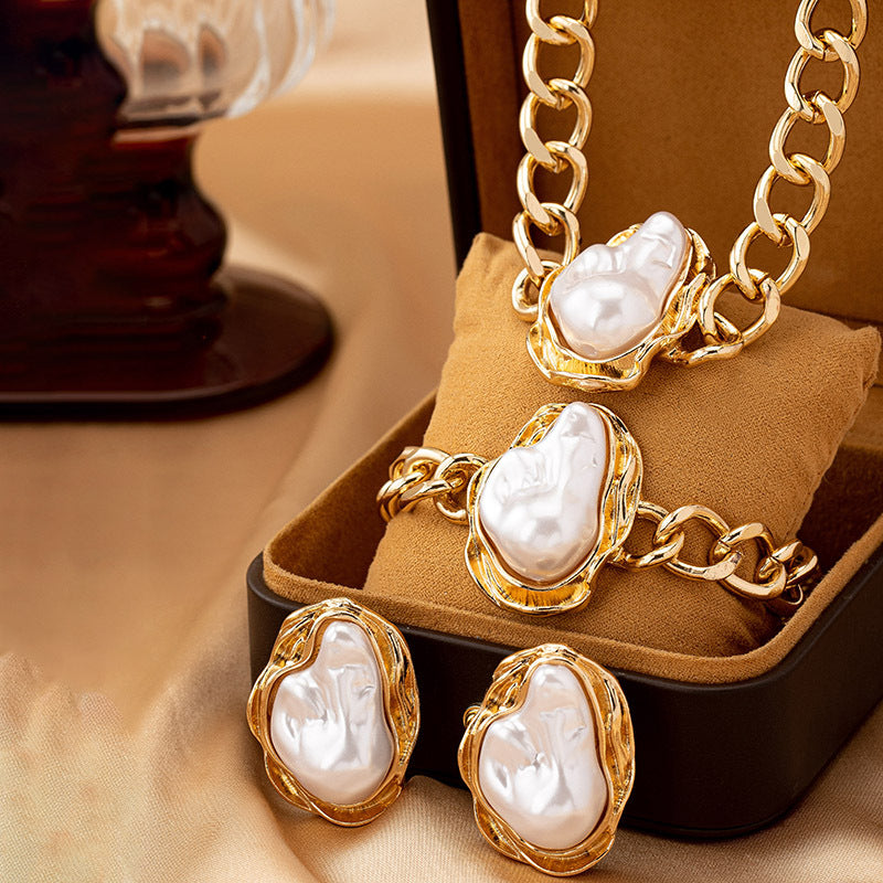 White Designer Baroque Chunky Chain Gold Pearl Necklace Combo Set Bulk