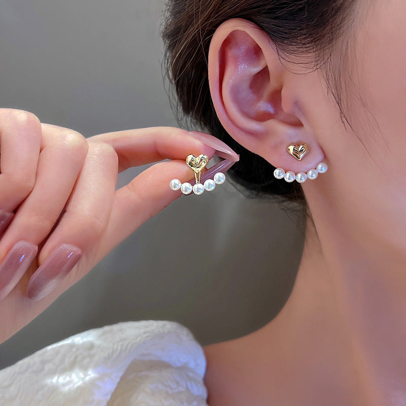 White Heart Gold Plated Pearl Alloy Stud Earrings For Women Wholesale