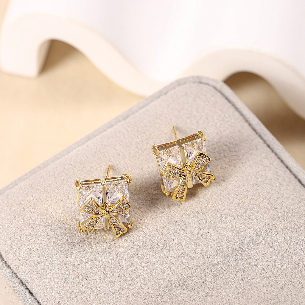 White Sparkling Bowknot Gold CZ Anti Tarnish Copper Stud Earrings Bulk