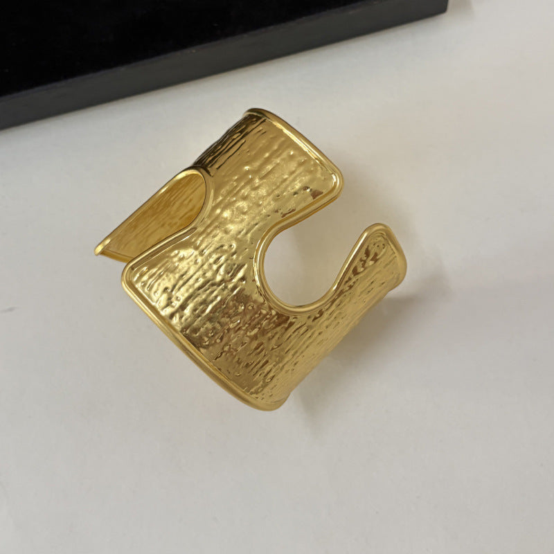 Bulk Textured Cut-Out Statement Gold Plated Plain Alloy Cuff & Kada