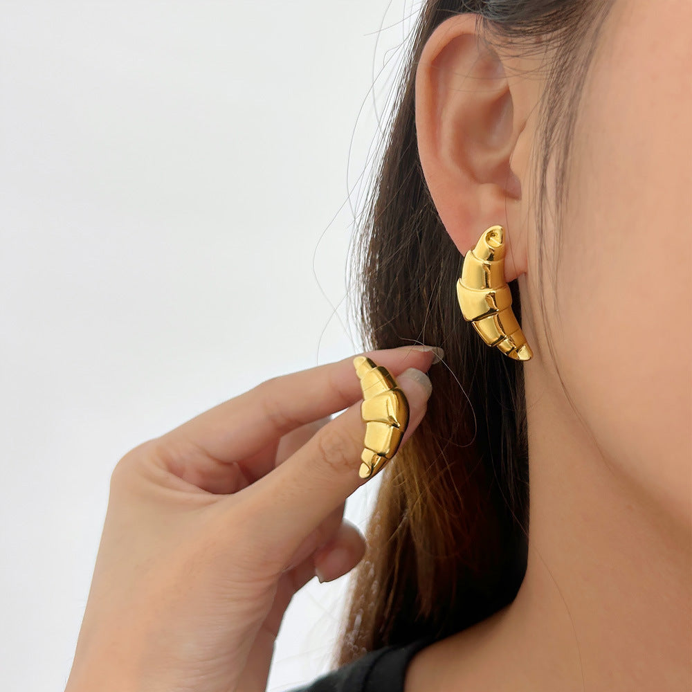 Conch Shell 18K Gold Stainless Steel Anti Tarnish Dangler Earring Bulk