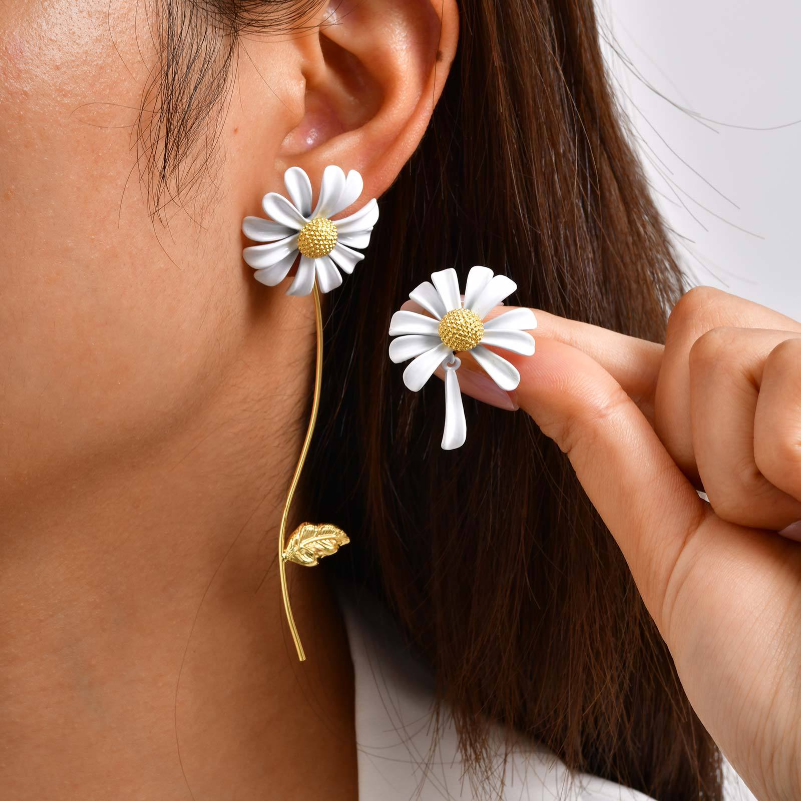 Bulk White Floral Daisy Style Gold Enamel Stainless Steel Drop Earrings Secondary image