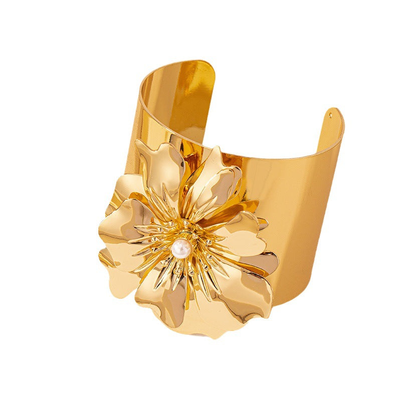 Wholesale Flower Gold Plated Pearl Alloy Cuff & Kada For Women